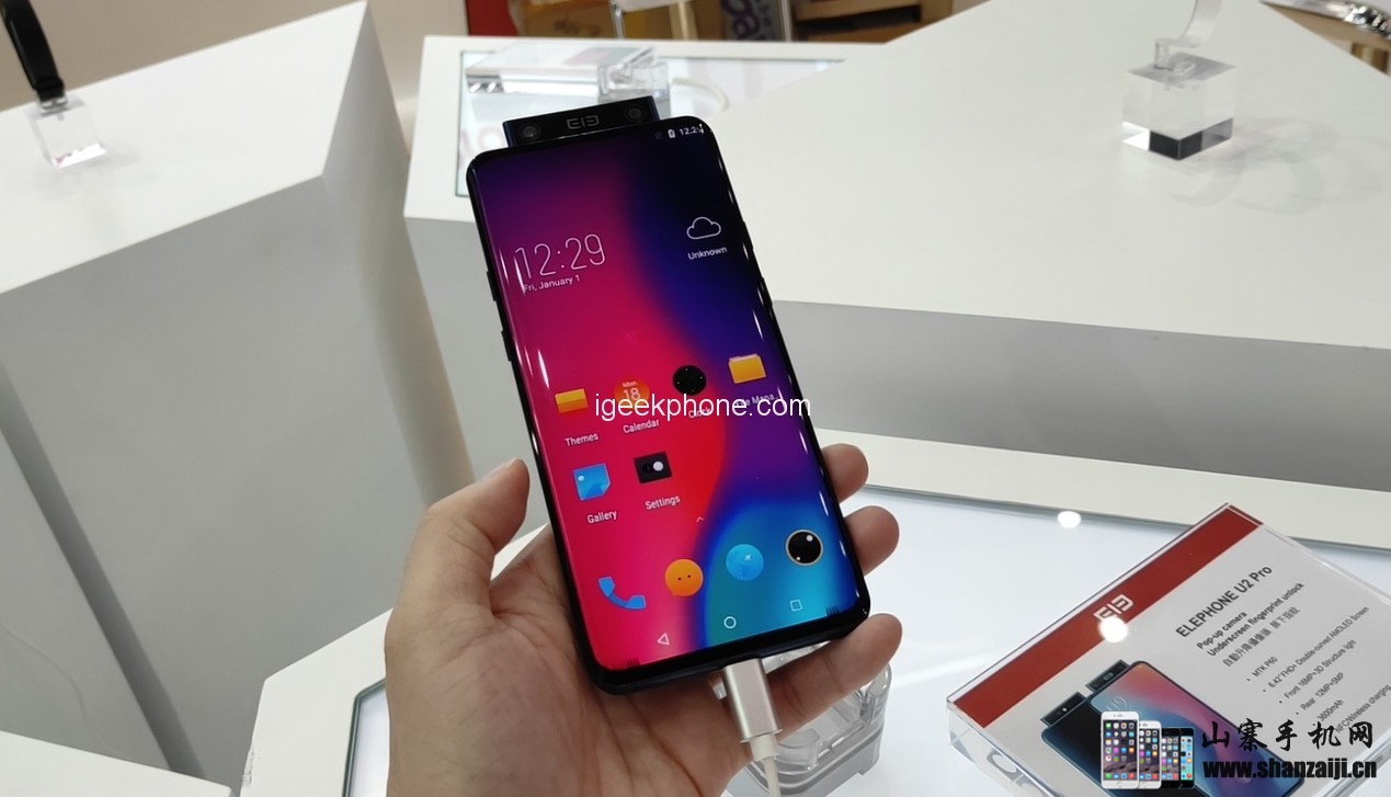 Elephone U2 Pro颠覆性设计，前后摄像头均采用弹出式设计，视频展示弹出式前后置摄像头.