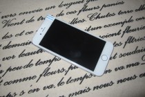 一比一精仿iPhone6黑晶屏。媲美真机！